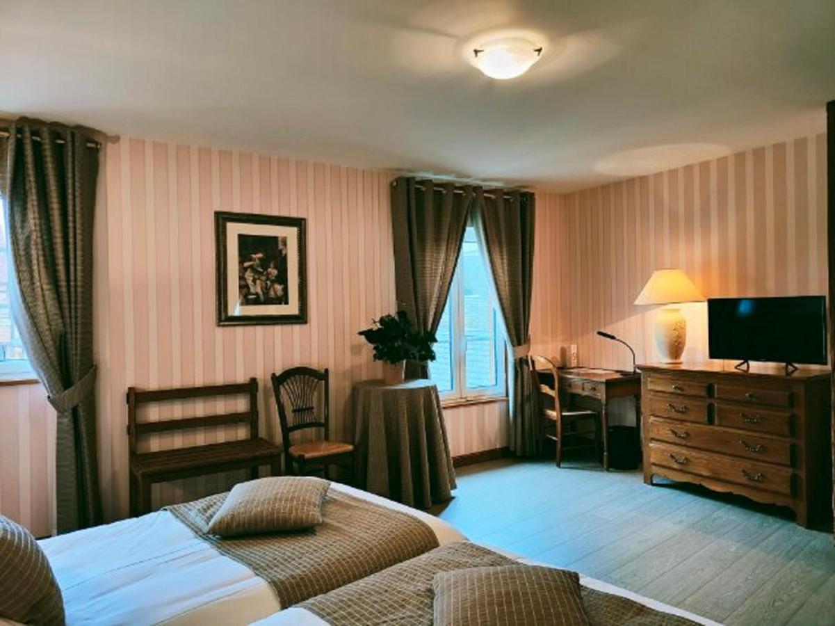 Отель La Chaumiere Обиньи-сюр-Нер Экстерьер фото