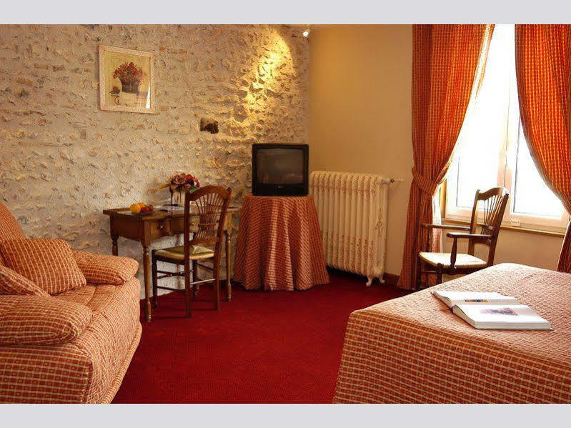 Отель La Chaumiere Обиньи-сюр-Нер Экстерьер фото